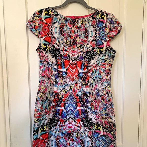 Tahari Printed Bodycon Graphic Dress - Picture 11 of 14